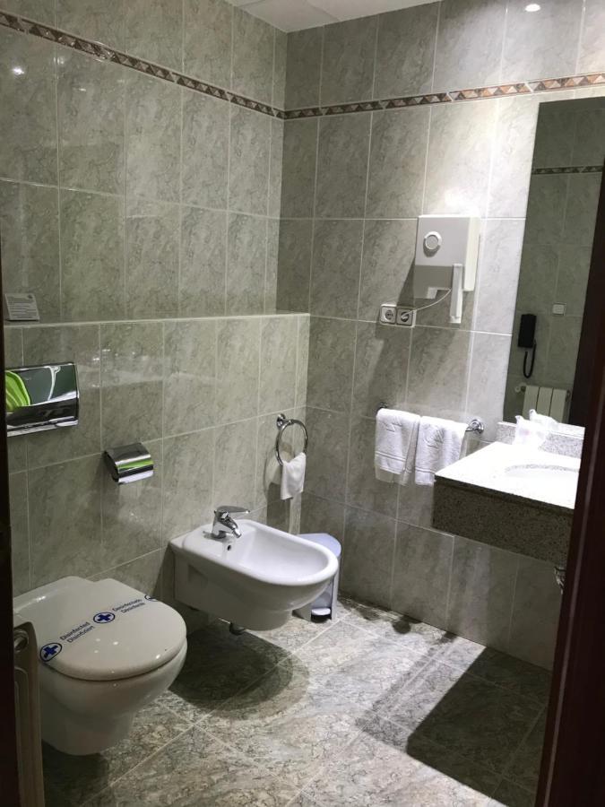 Hotel Magallon Caspe Esterno foto