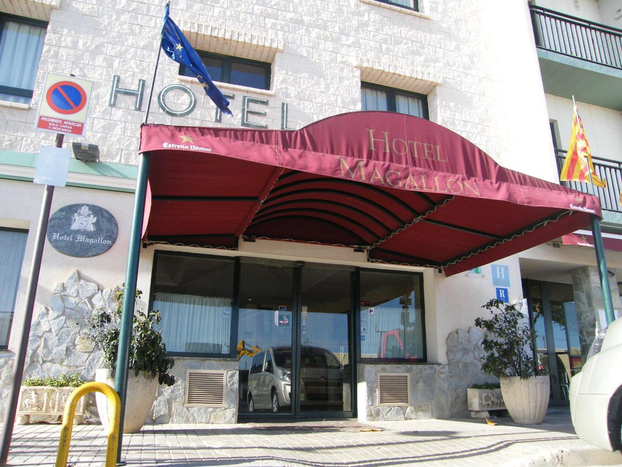 Hotel Magallon Caspe Esterno foto